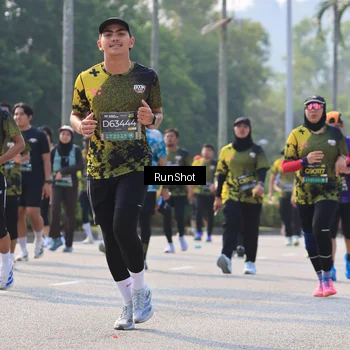 Runner Photo 7008015