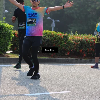 Runner Photo 7008019
