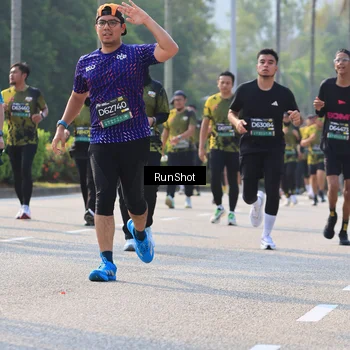 Runner Photo 7008020