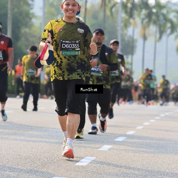 Runner Photo 7008031