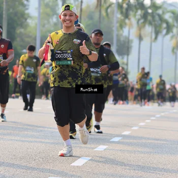 Runner Photo 7008038