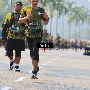 Runner Photo 7008043