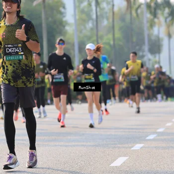 Runner Photo 7008072