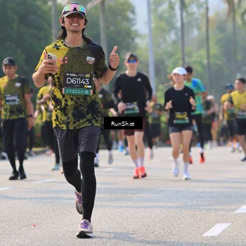 Runner Photo 7008078
