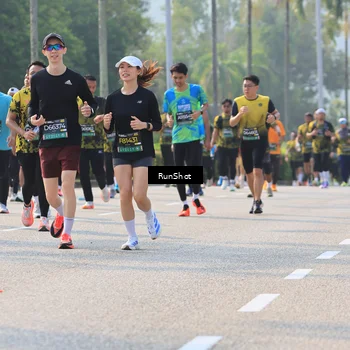 Runner Photo 7008083