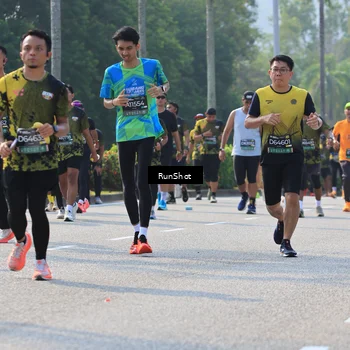 Runner Photo 7008102