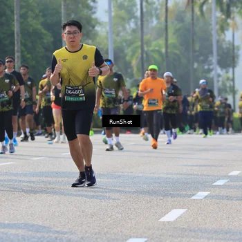 Runner Photo 7008109