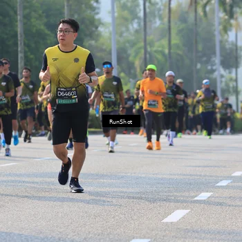Runner Photo 7008110