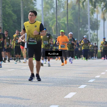Runner Photo 7008117