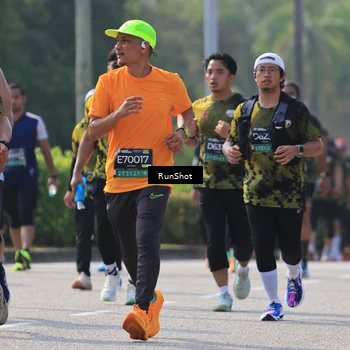 Runner Photo 7008124
