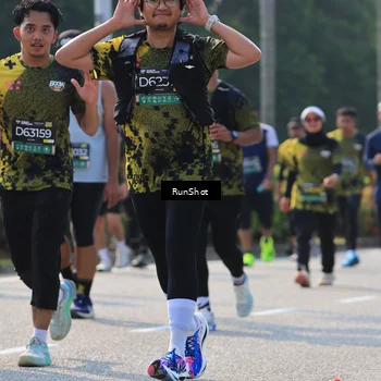 Runner Photo 7008165
