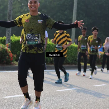 Runner Photo 7008192