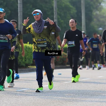 Runner Photo 7008201