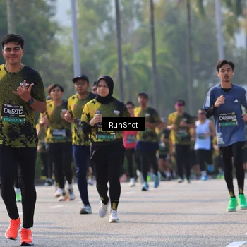 Runner Photo 7008251