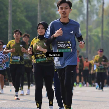 Runner Photo 7008264