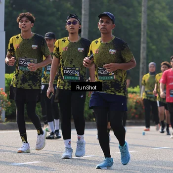 Runner Photo 7008301