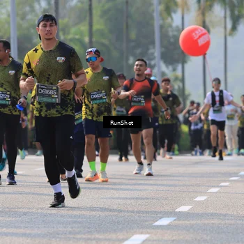 Runner Photo 7008337