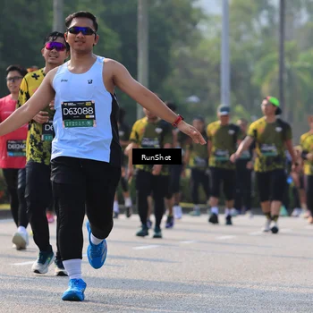 Runner Photo 7008338