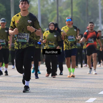 Runner Photo 7008345