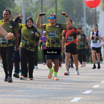 Runner Photo 7008355