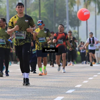 Runner Photo 7008368