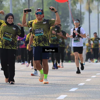 Runner Photo 7008372