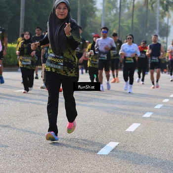Runner Photo 7008376