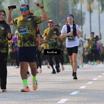 Runner Photo 7008381