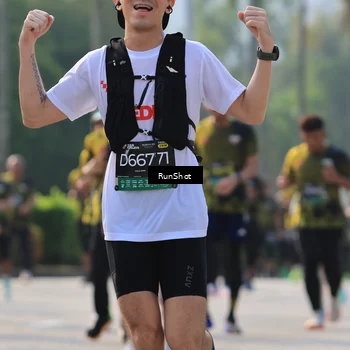 Runner Photo 7008398