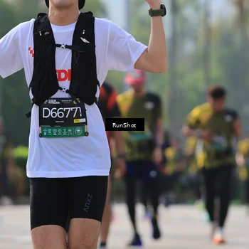 Runner Photo 7008399