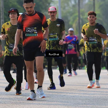 Runner Photo 7008413