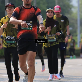 Runner Photo 7008423
