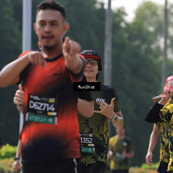 Runner Photo 7008444