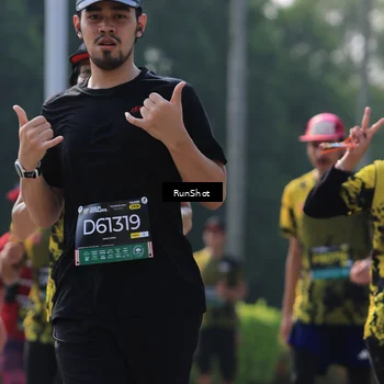 Runner Photo 7008445