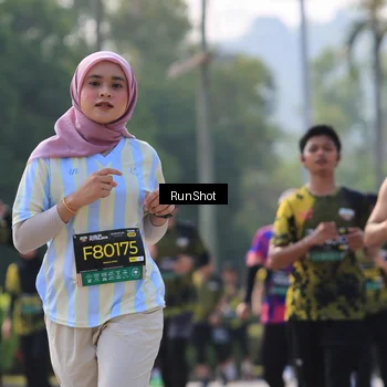 Runner Photo 7008466