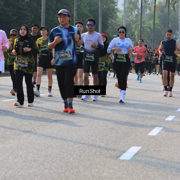 Runner Photo 7008509