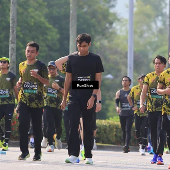 Runner Photo 7008543