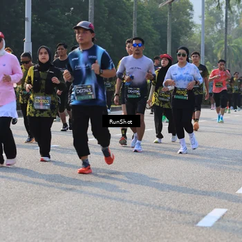 Runner Photo 7008586