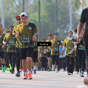 Runner Photo 7008624