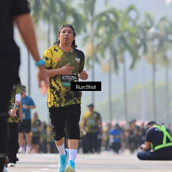 Runner Photo 7008656