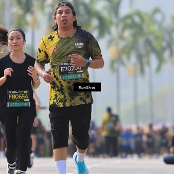 Runner Photo 7008674