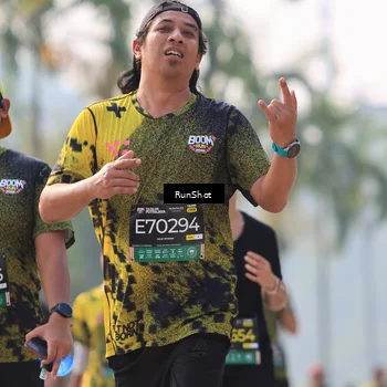 Runner Photo 7008701