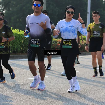 Runner Photo 7008765