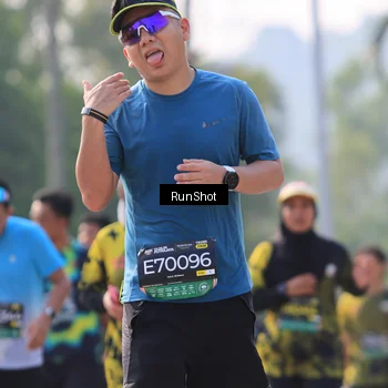 Runner Photo 7008779