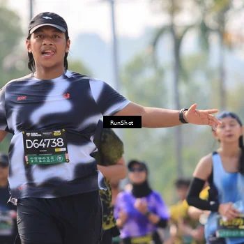 Runner Photo 7008857
