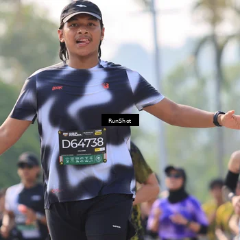 Runner Photo 7008860
