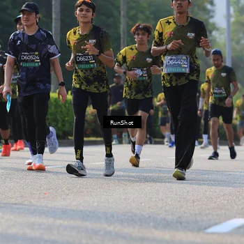 Runner Photo 7008971