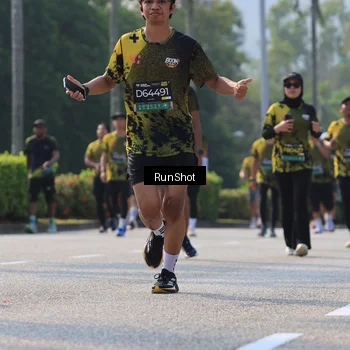 Runner Photo 7008999