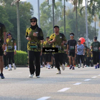 Runner Photo 7009006