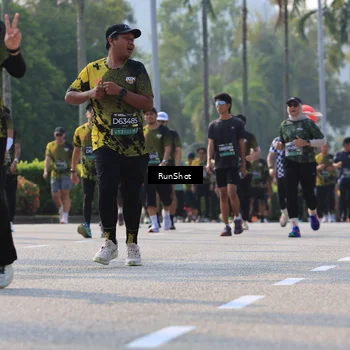 Runner Photo 7009025